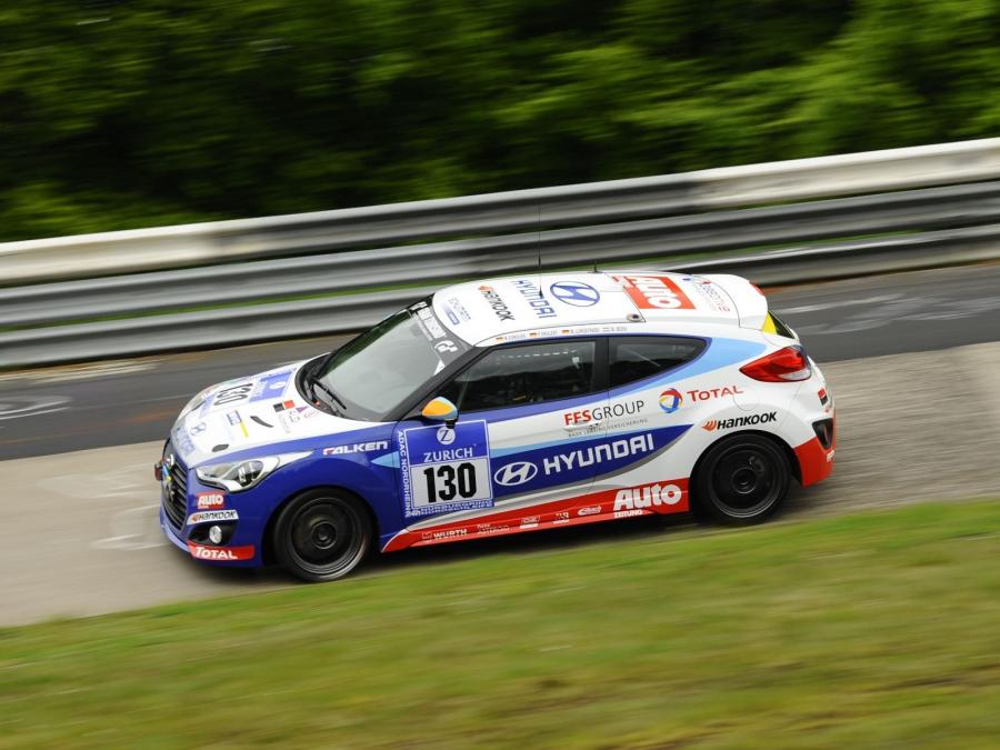  Hyundai Veloster Turbo 24 Hour Nurburgring 2013 года  (фото 4 из 4)